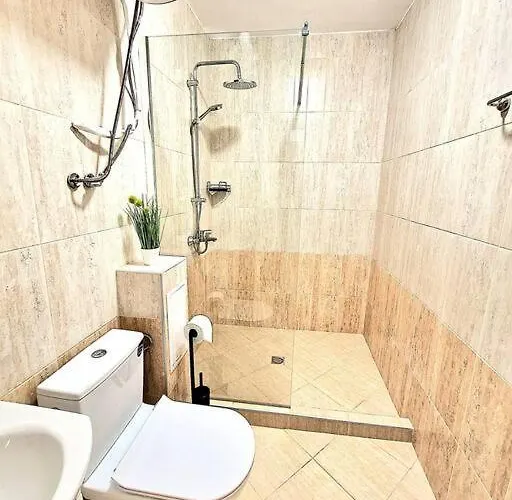 アパート Light ヴァルナ